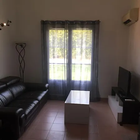 Holiday home Agreable Maisonnette De 45m2