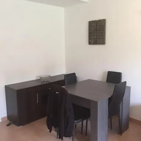 Agreable Maisonnette De 45m2 * Gallargues-le-Montueux